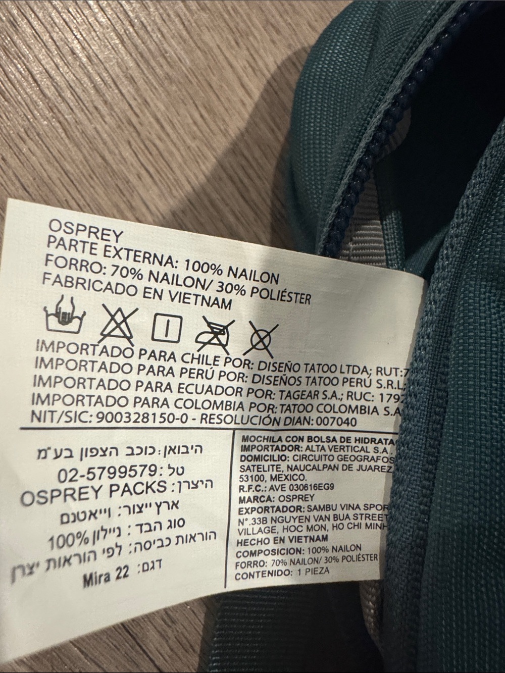 Osprey Mira 22 Women's Hiking Hydration
Backpack - Like New - Picture 3 of 5